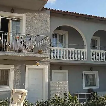 Residents Ionian 4* アルゴストリオン