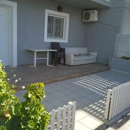 Residents Ionian アパートホテル